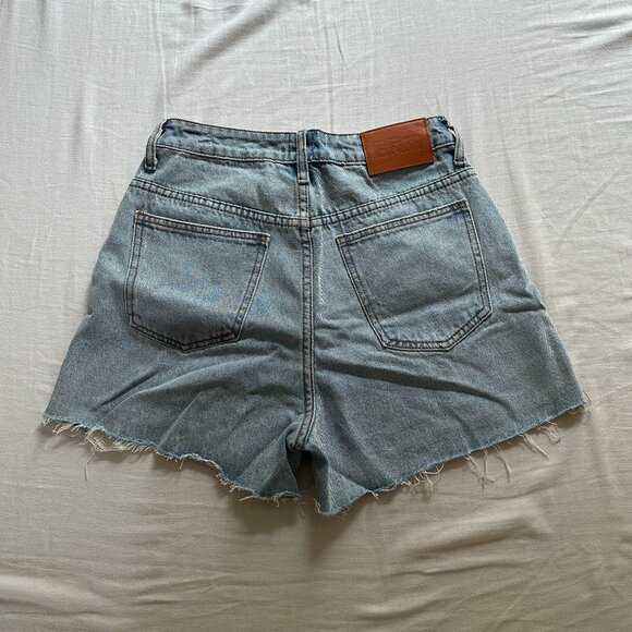 Princess Polly Distressed Denim Shorts - Women's 8 - Picture 3 of 3